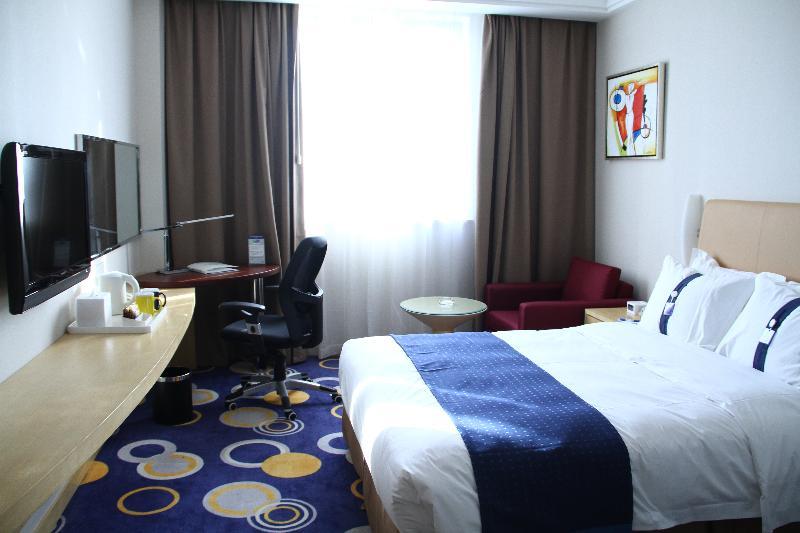 فندق نانتونغفي  هوليداي إن إكسبريس نانتونج شينجو المظهر الخارجي الصورة